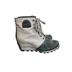 Sorel Women's Two-Tone Lace-Up Boots